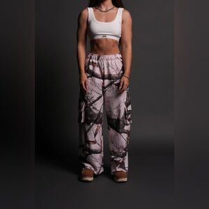 DARC SPORT WOLVES DURST CARGO SWEATS IN BROWN/LIGHT MAUVE WOODLAND CAMO